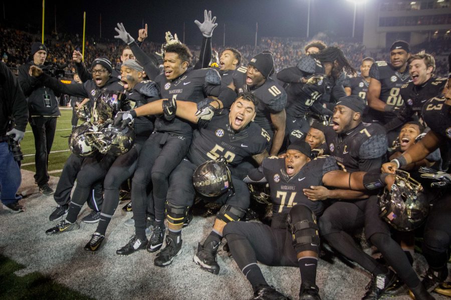 November 26th, 2016 – The Commodores celebrate after their 45-34 win against UT at home Saturday night in Vanderbilt Stadium. Photo by Ziyi Liu