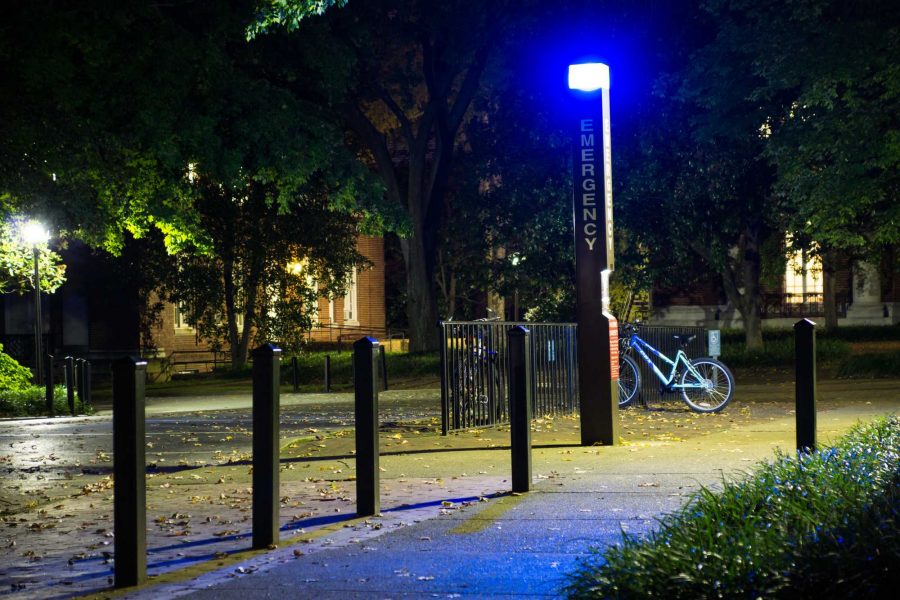 09/28/2013 The Vanderbilt Bluelights provide a security systemin which one can access police assistance within minutes by pressing an emergency beacon at the blue light stations scattered across campus.