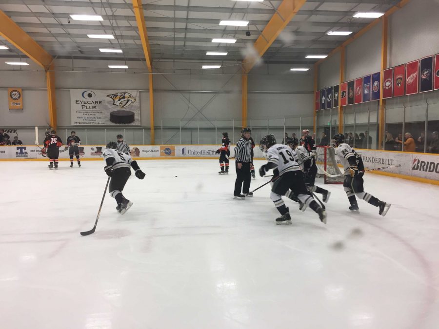 The Vanderbilt Commodores celebrate a goal against the Tennessee Ice Vols in the first round of the 2017 SECHC Tournament. 