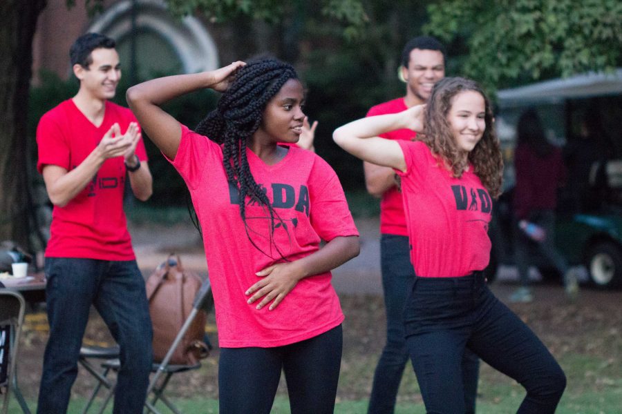 Vanderbilt Amigos hosted Calle Commodore, their annual fundraiser, with Latin food from local restaurants and a guest performance by VIDA on Tuesday, October 17, 2017 on Alumni Lawn. All proceeds of the fundraiser went towards building a sustainable pharmacy in Honduras.