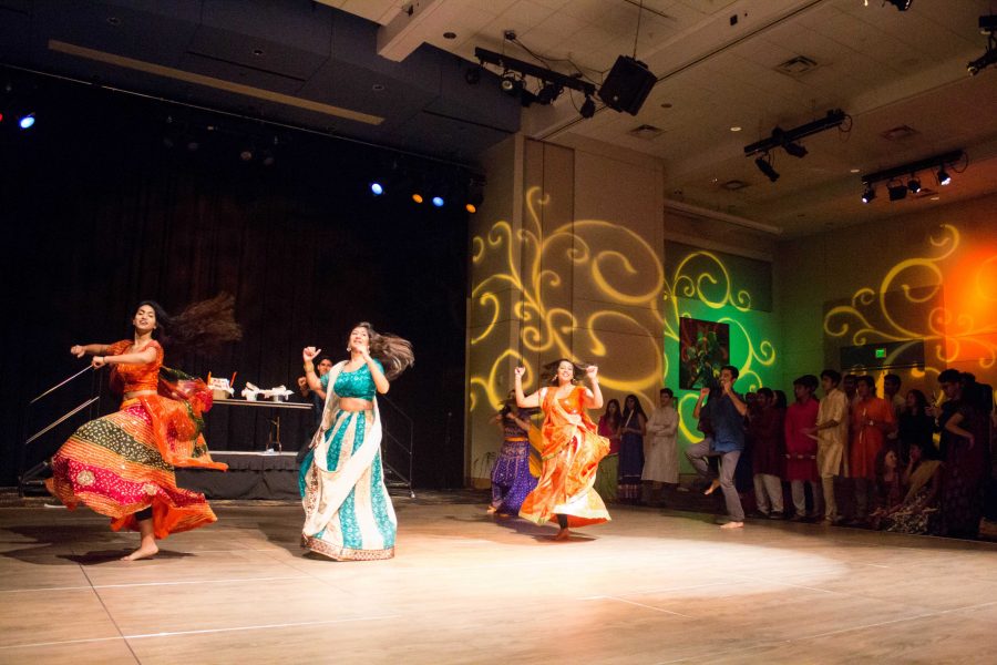 SACE and VPB hosted Garba,  which was filled with Indian food, music and traditional dancing, at the SLC on October 27, 2017.