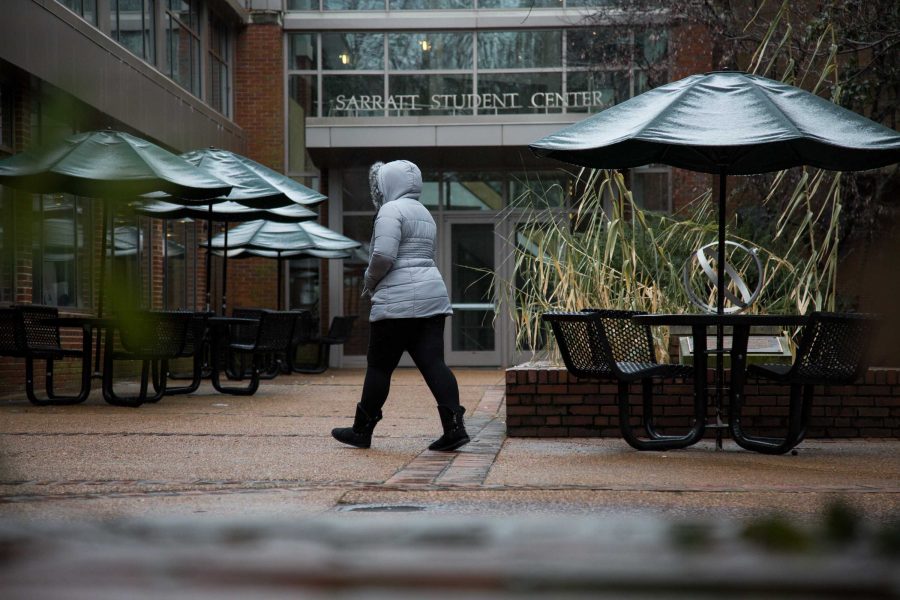 Snow and ice cover Vanderbilts campus on Friday, January 12, 2018, one day after 65-degree weather. Classes were canceled, creating a four-day weekend for students. (Photo by Claire Barnett)