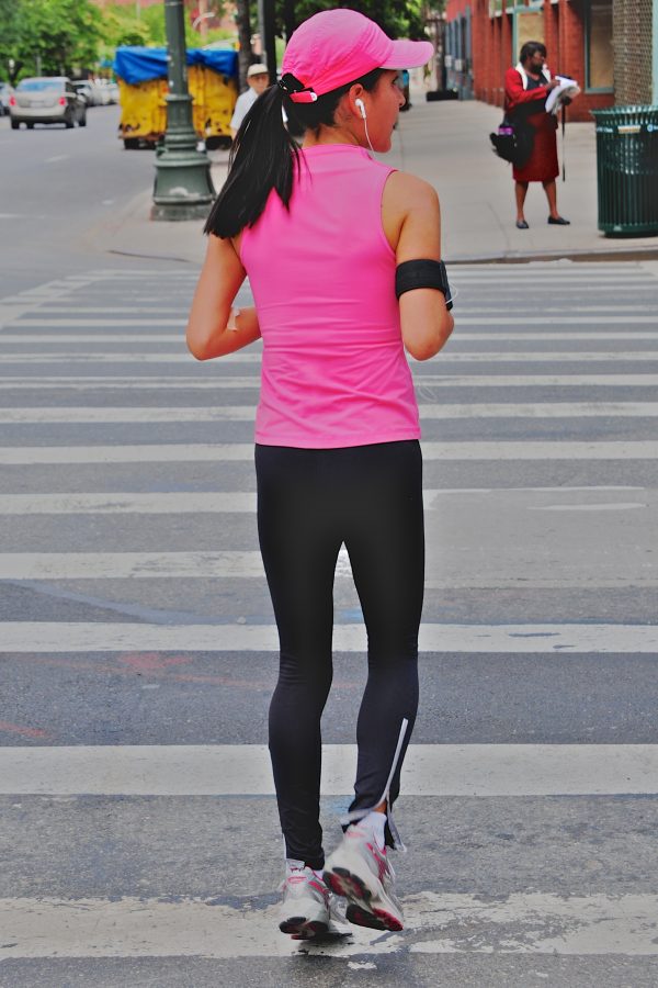 Jogger in Upper East Side New York City. Photo by Ed Yourdon.