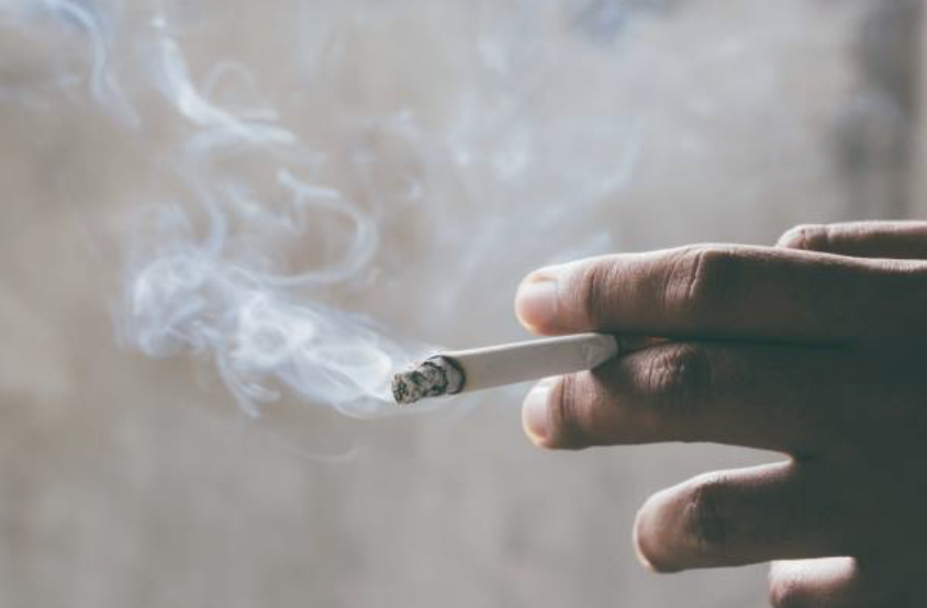 Tennessee lawmakers push to raise cigarette and e-cigarette smoking age to 21