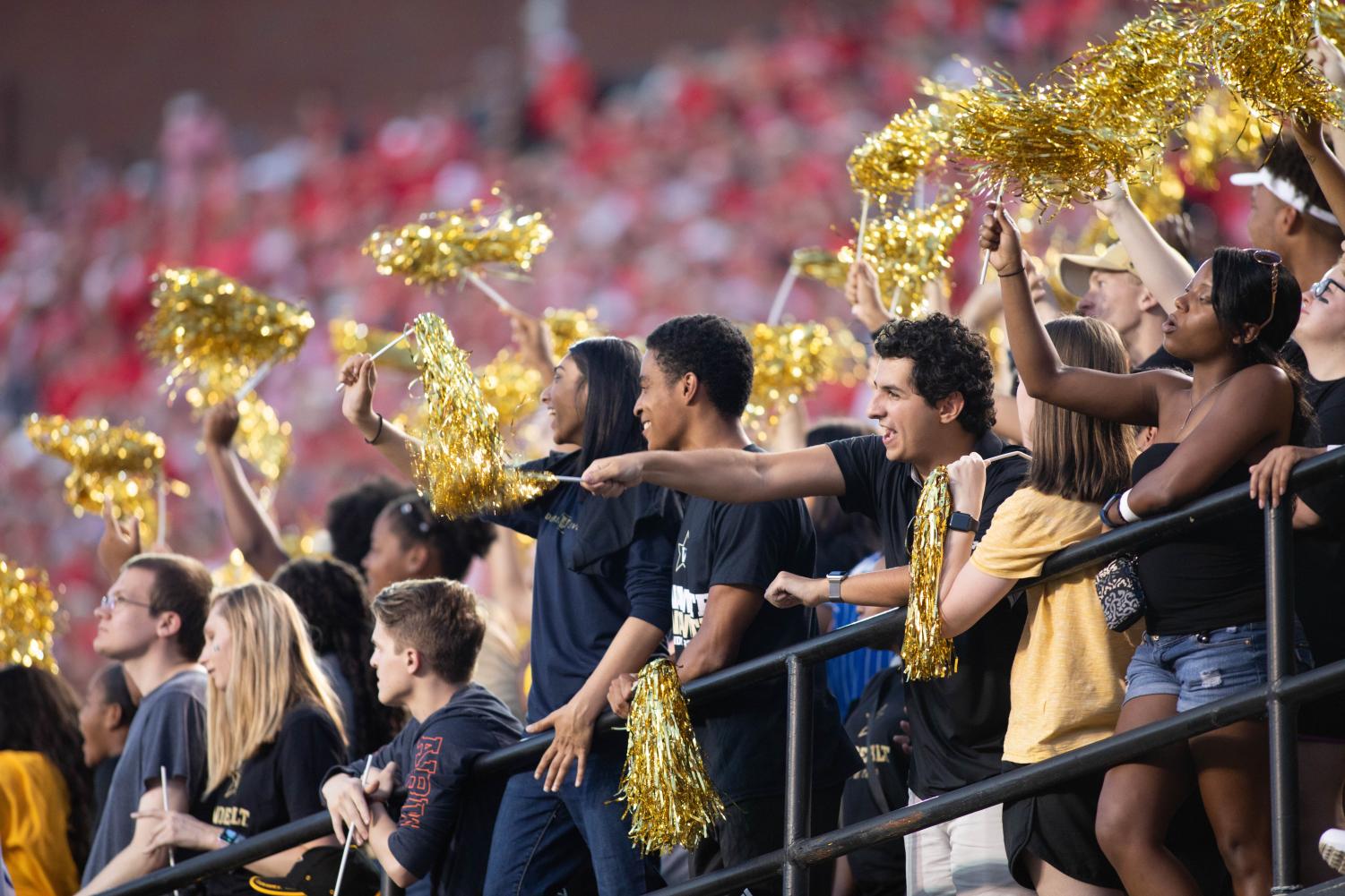 Vanderbilt baseball amends attendance policies, permitting only families of  student-athletes - The Vanderbilt Hustler