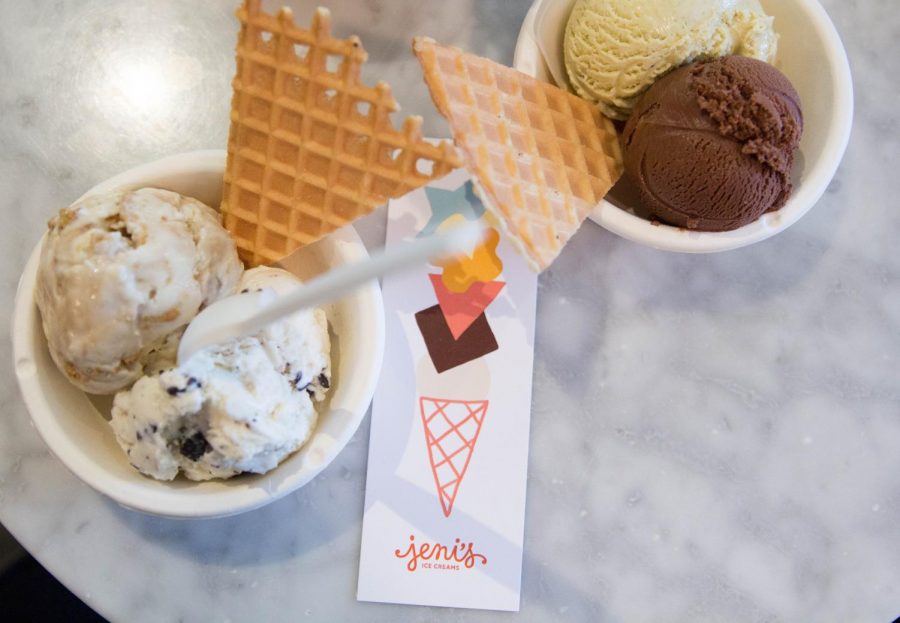 Two bowls of Jenis ice cream (Photo by Emily Gonçalves)