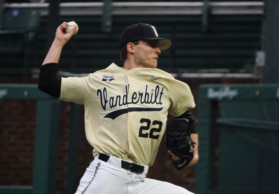 Jack Leiter winds up to throw during Vanderbilts 3-0 victory over South Alabama. 