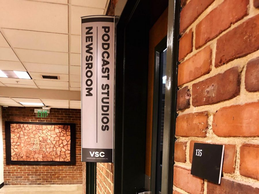 The+Vanderbilt+Student+Communications+newsroom+is+located+in+the+downstairs+of+Sarratt+Center%2C+near+the+Vanderbilt+Recording+Studio%2C+VandyRadio+and+WRVU.+