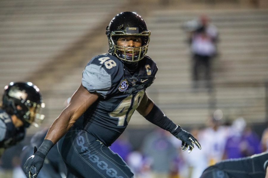 Andre Mintze (#48) concluded his time at Vanderbilt by playing in every game and registering 21 tackles in 2020. (Hustler Multimedia/Hunter Long).