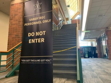 a sign reads "do not enter" in the Rec