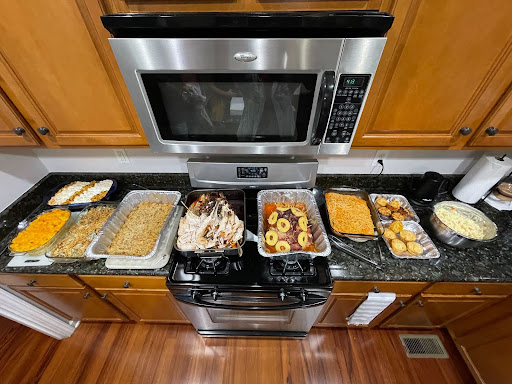 Image of Thanksgiving food