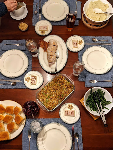 Table of Thanksgiving food