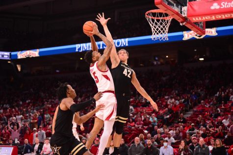 Quentin Millora-Brown goes up for a block against Arkansas in Vanderbilts win on Jan. 4, 2021.