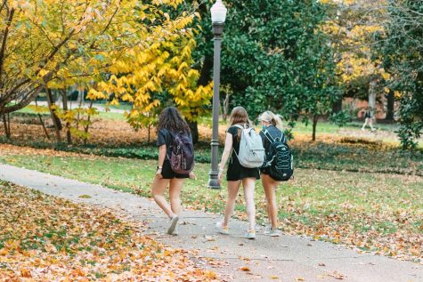 Students walking on campus, as photographed on Nov. 9, 2020. (Hustler Multimedia/Emery Little)