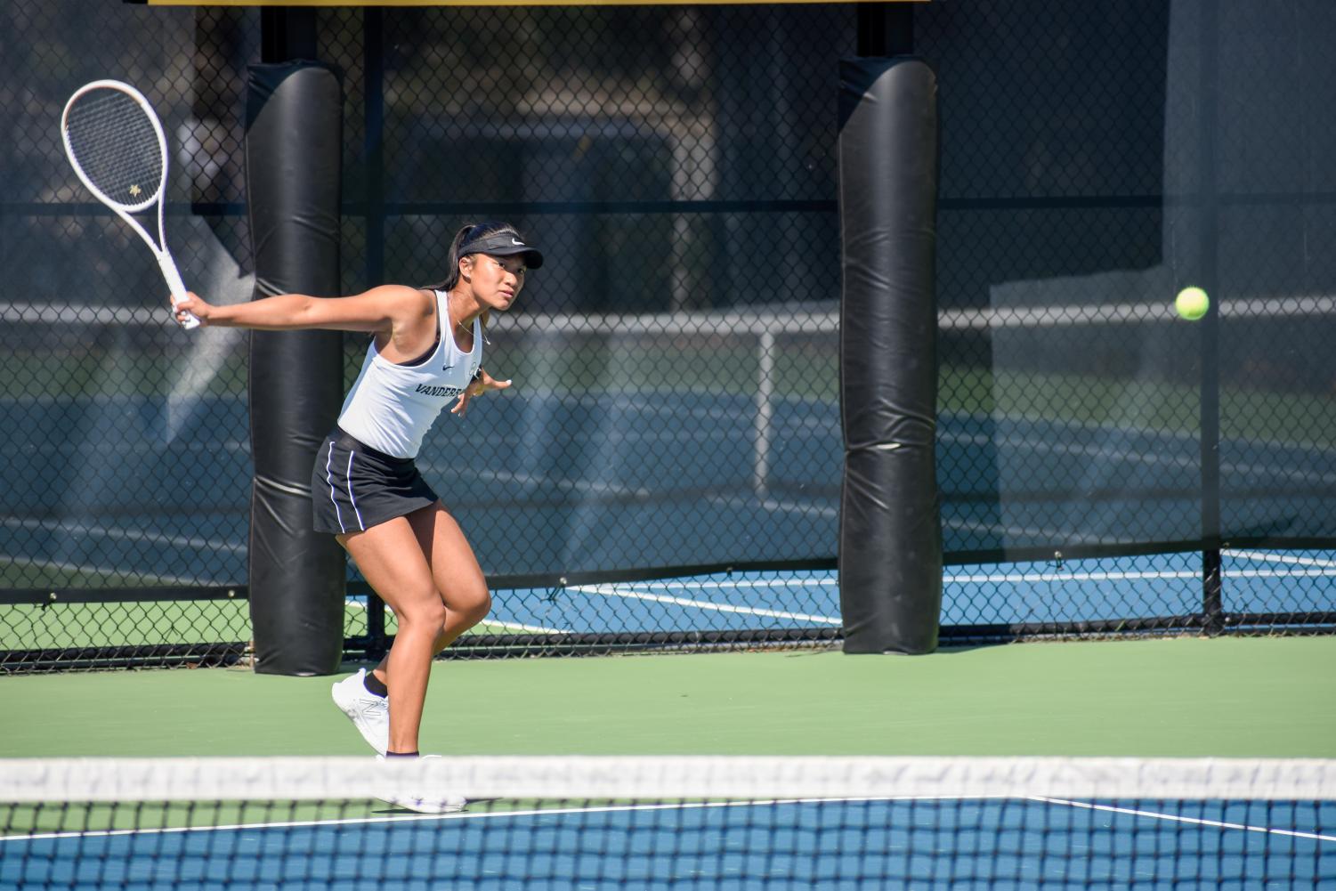 Gators sweep Vanderbilt, turn attention to winning SEC title