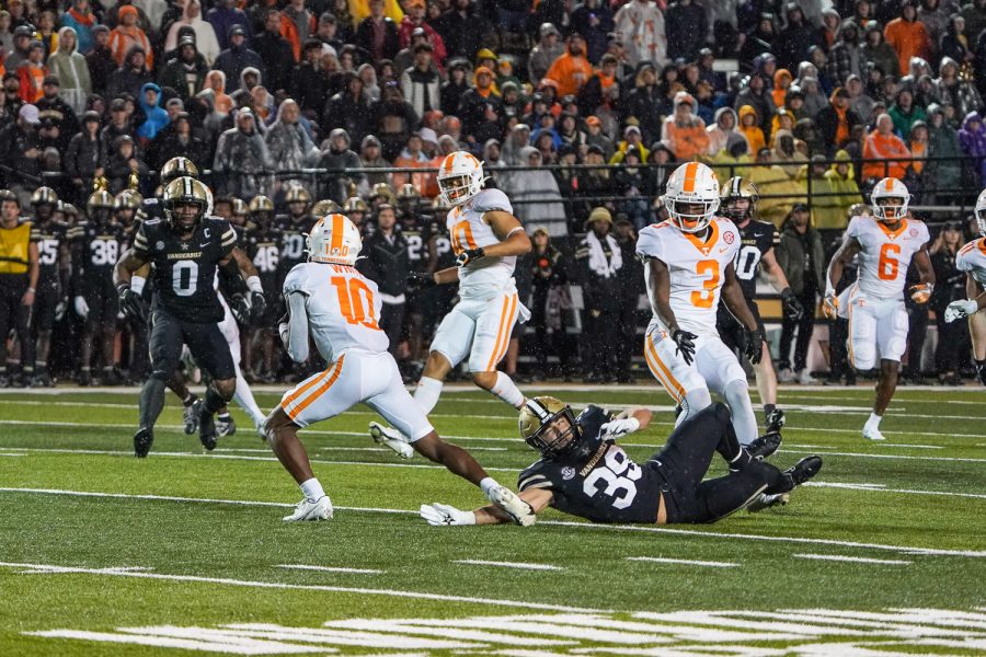 Vanderbilt CB Jameson Wharton misses a tackle on the punt return by Squirrel White, as photographed at FirstBank Stadium on Nov. 26, 2022 (Hustler Multimedia/Arianna Santiago).