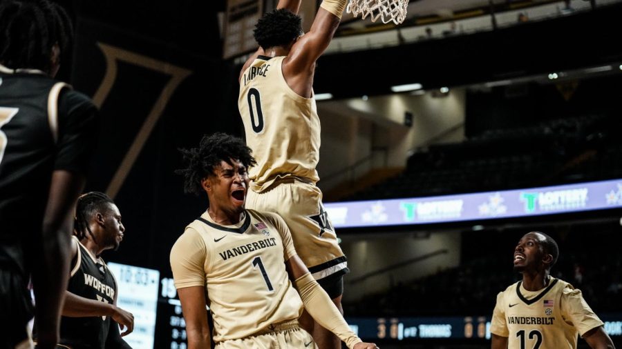 Tyrin Lawrence throws down a monstrous alley-oop in Vanderbilts win over Wofford on Dec. 3, 2022. (Vanderbilt Athletics)