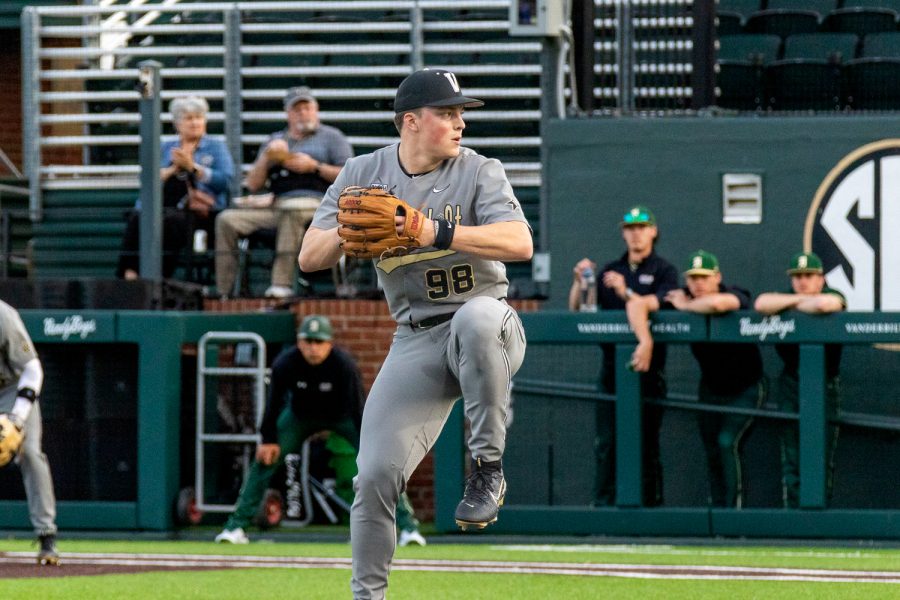 Greysen Carter pitching against UAB, as photographed on Feb. 22, 2023. (Hustler Multimedia/Barrie Barto)