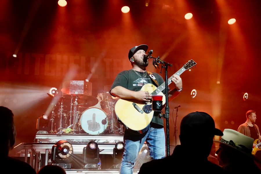 Mitchell+Tenpenny+performs+at+the+Ryman+Auditorium%2C+as+photographed+on+Feb.+3%2C+2023.+%28Hustler+Multimedia%2FSara+West%29
