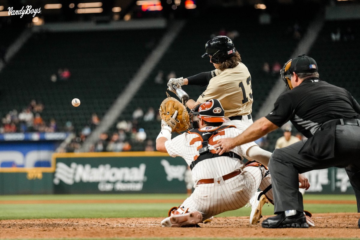 Without hype, Vanderbilt baseball is quietly thriving again