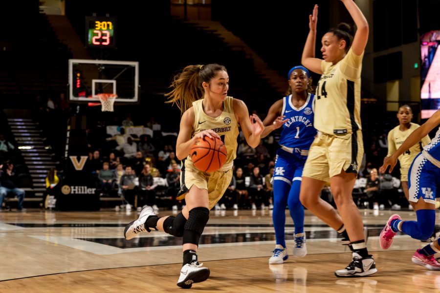 Bella LaChance dribbles down the court, as photographed on Feb. 19, 2023. (Hustler Multimedia/Barrie Barto)