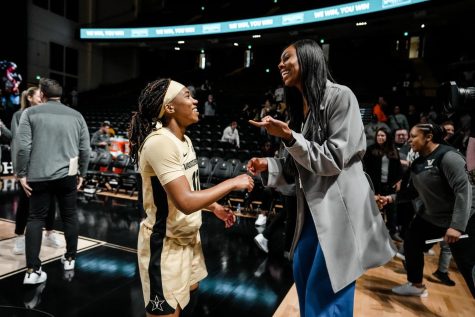 Ciaja Harbison and Chantelle Anderson share a special moment after Vanderbilts victory over Texas A&M on Jan. 28, 2023 (Vanderbilt Athletics).