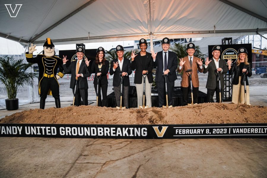 Vanderbilt administrators and donors pose for ceremonial groundbreaking on new basketball operations facility on Feb. 8 (Vanderbilt Athletics).