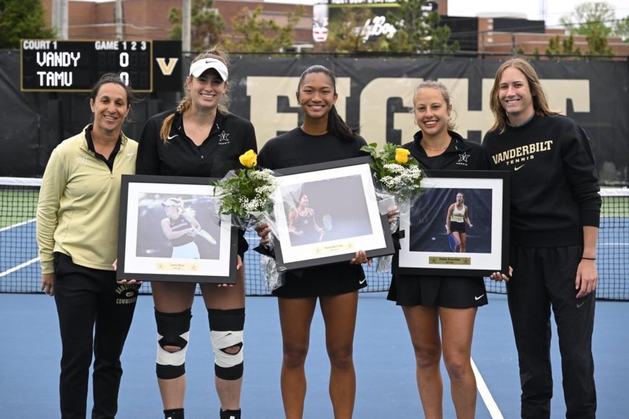 Vanderbilt Womens Tennis honored Dasha Kourkina, Marcella Cruz and Anna Ross for senior day on April 16, 2023 (Vanderbilt Athletics.)