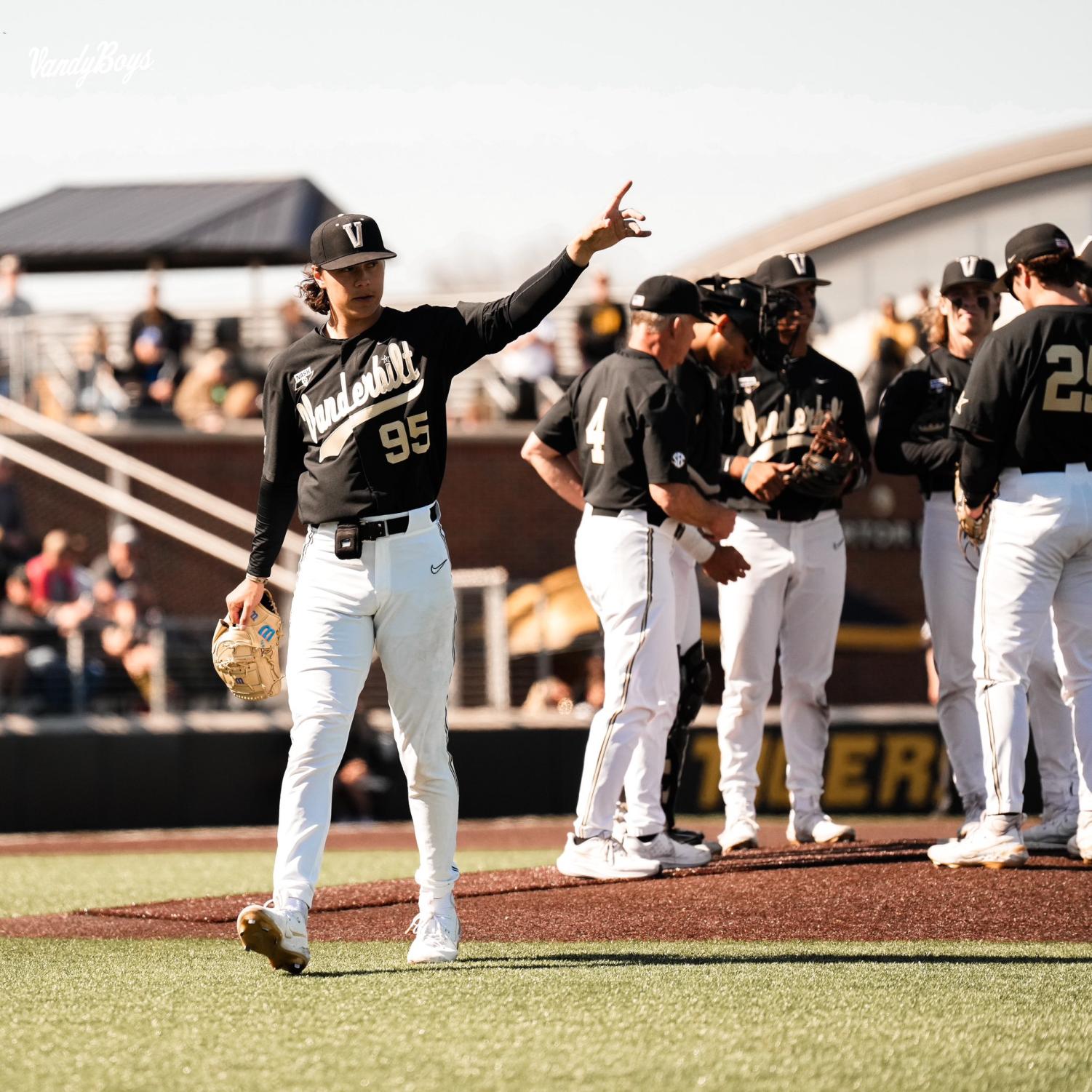 Vanderbilt baseball pitcher Carter Holton scratched vs Missouri