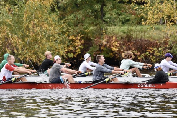 Two eights race side by side, as photographed on Oct. 20, 2023 (Hustler Multimedia/Amelia Simpson)