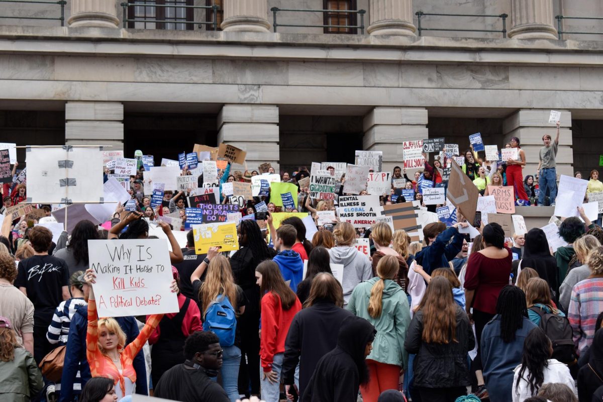 Students protest outside the Tennessee state house in downtown Nashville. (Hustler Multimedia/Claire Gatlin)
