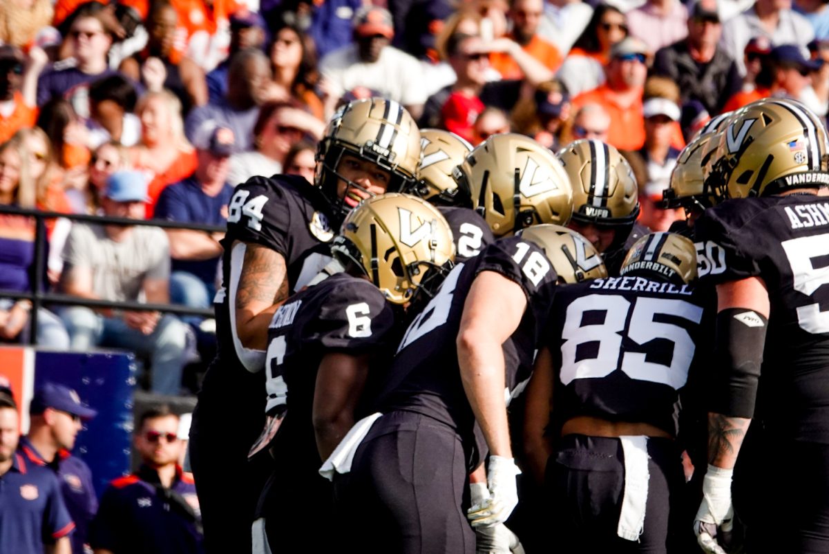 Commodores huddling to discuss strategy mid-game, as photographed on Nov. 4, 2023. (Hustler Multimedia/Geetika Komati)