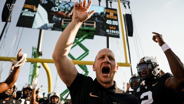 Clark Lea speaking to the Commodores before they play Hawaii on August 26, 2023. (Photo Courtsey of Vanderbilt Athletics).
