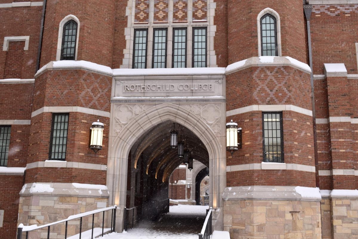 Snow falls on the entryway of Rothschild College, as photographed on Jan. 15, 2024. (Hustler Multimedia/Amelia Simpson)