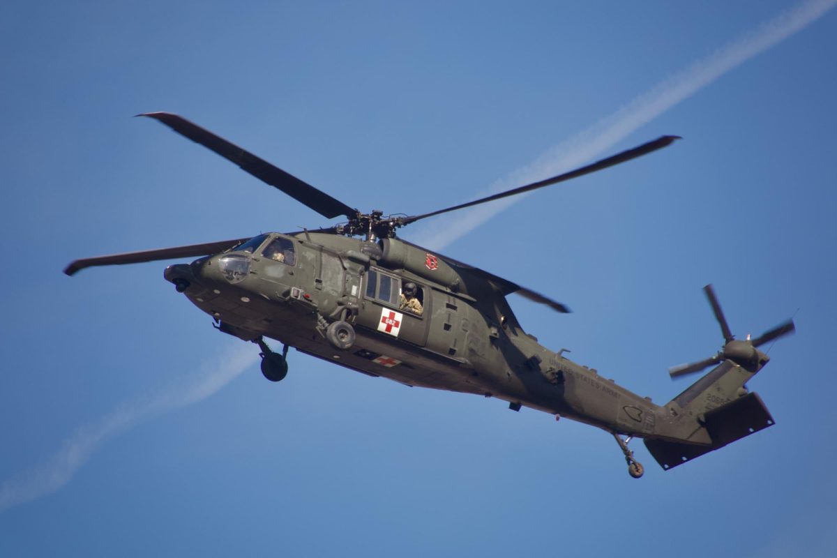 A Sikorsky HH-60M Black Hawk medevac helicopter (14-20682) from the 6th Battalion, 101st Combat Aviation Brigade of the U.S. Army approaches VUMC, captured on Feb. 6, 2024. (Hustler Multimedia/Royce Yang)