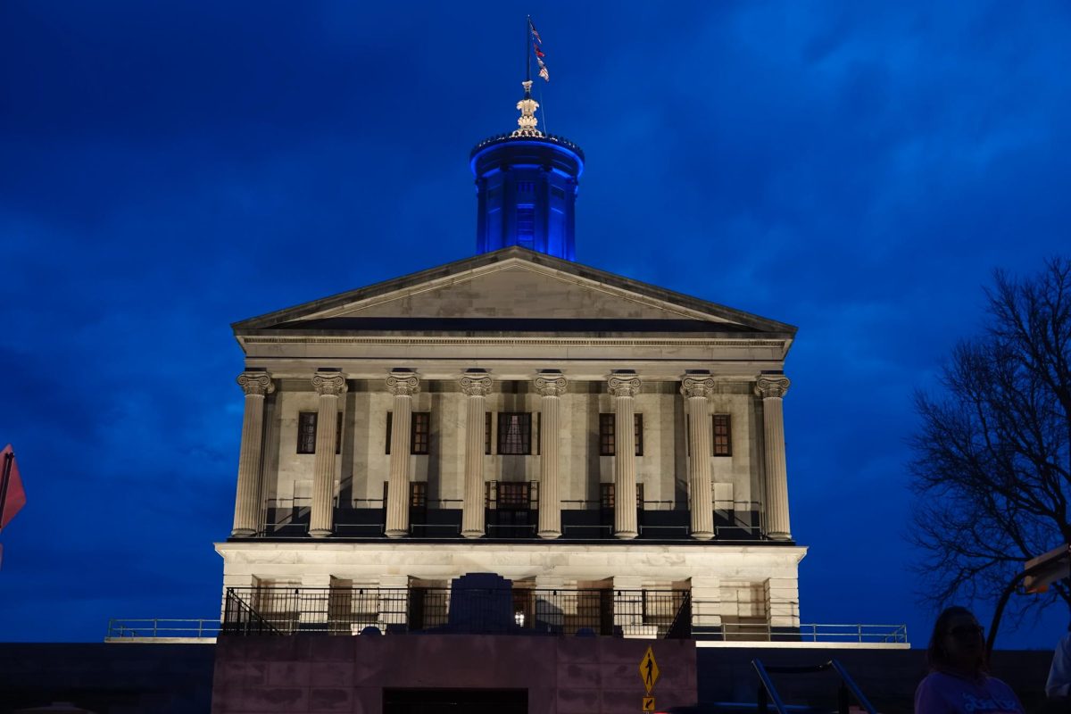 Dark+blue+sky+over+the+Tennessee+State+Capitol%2C+as+photographed+on+Feb.+27%2C+2024.+%28Hustler+Staff%2FBrina+Ratangee%29
