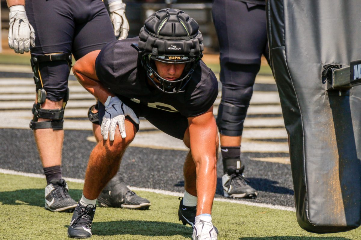 Vanderbilt's Cole Spence lines up for a drill during fall camp, as photographed on Aug. 20, 2024. (Hustler Multimedia/Barrie Barto)