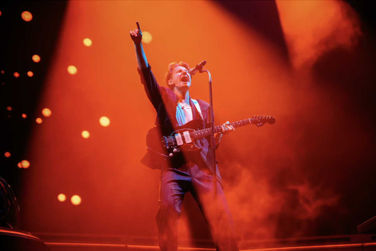 Glass Animals’ frontman Dave Bayley rocks Bridgestone Arena on Aug. 27, 2024. (Photo courtesy of Kaitlyn Hungerford)