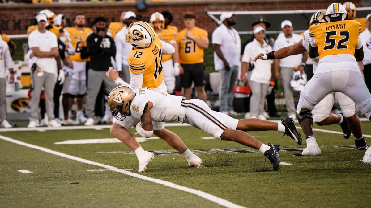 Randon Fontenette sacks Missouri's Brady Cook, as photographed on Sept. 21, 2024. (Vanderbilt Athletics)