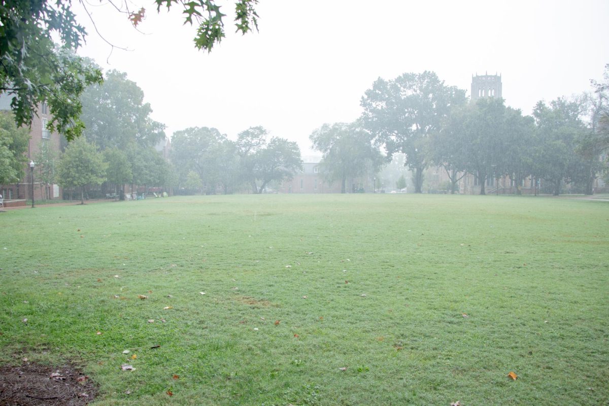 Alumni Lawn looking at E. Bronson Ingram College, as photographed on Sept. 28, 2024. (Hustler Multimedia/Connor Campbell)