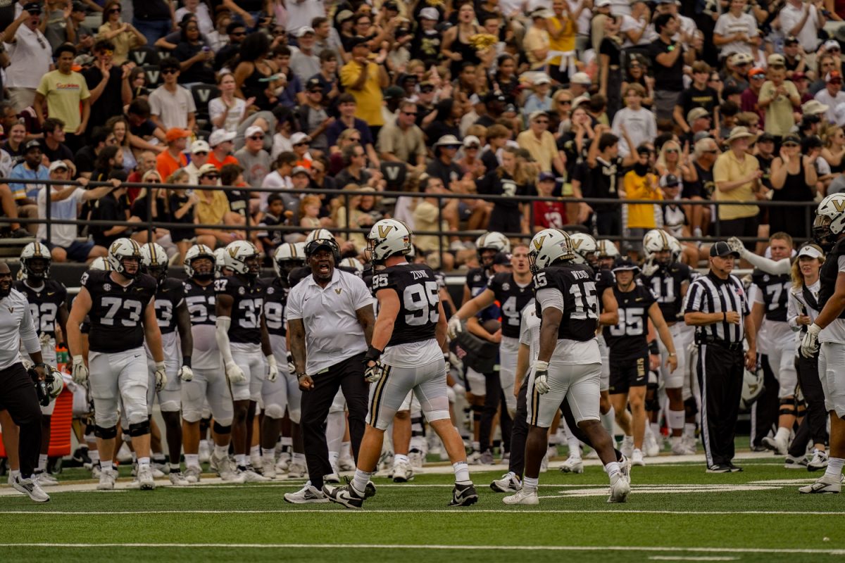 Coaches and players celebrate after a play, as photographed on Aug. 31, 2024 (Hustler Multimedia/Miguel Beristain)