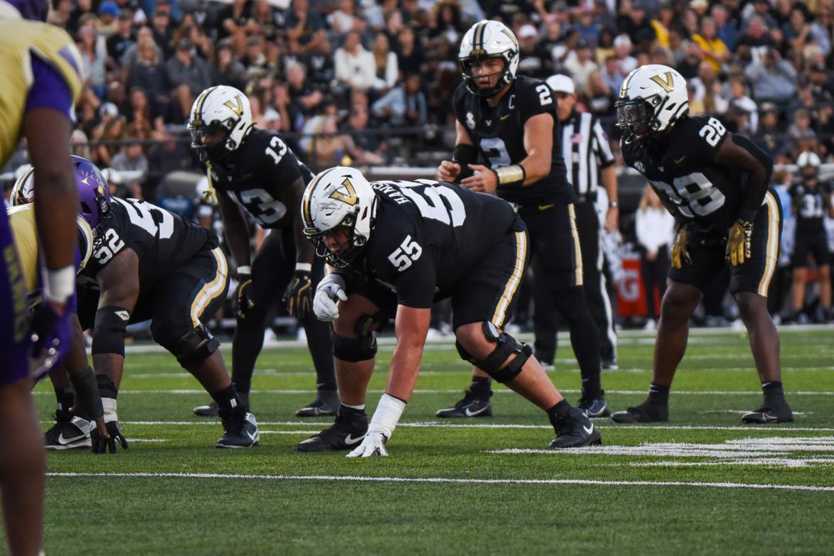 Vanderbilt sets up for the next play, as photographed on Sep. 7, 2024. (Hustler Multimedia/Alondra Moya)