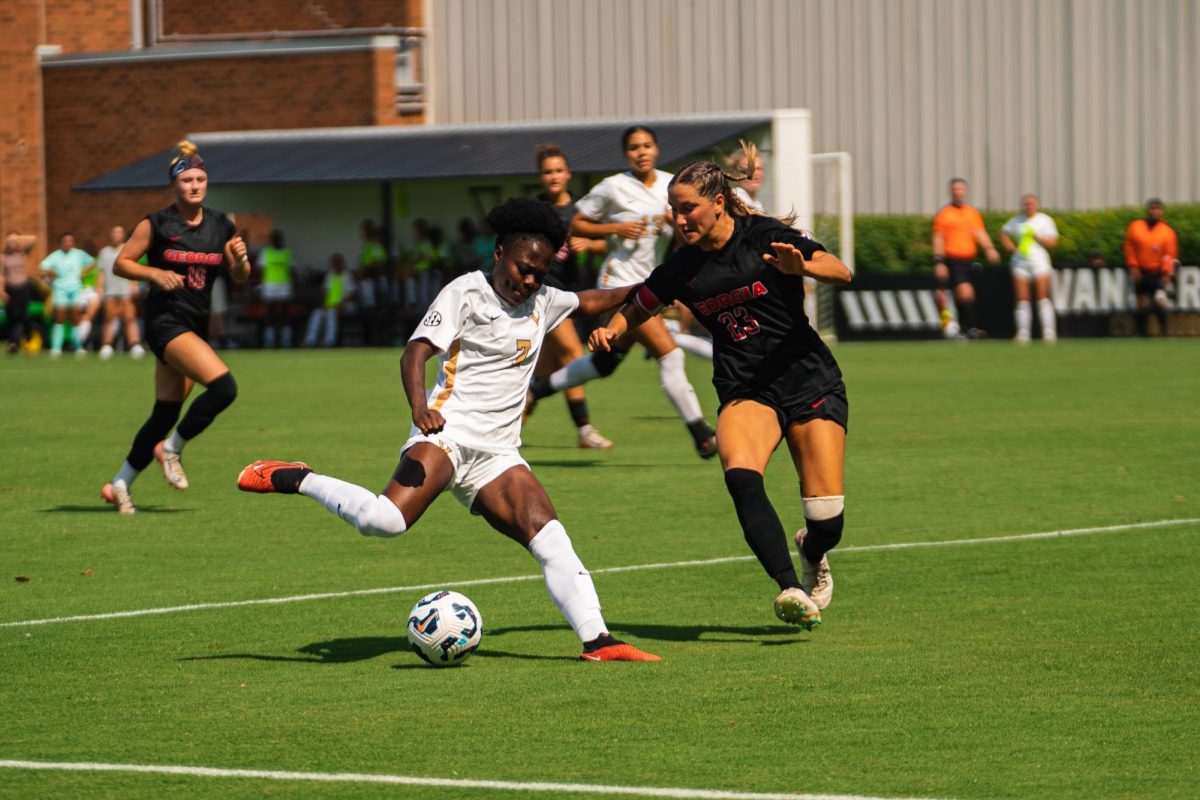 Vivian Akyirem goes for a kick, as photographed on Sept 22, 2024. (Hustler Multimedia/Vince Lin)