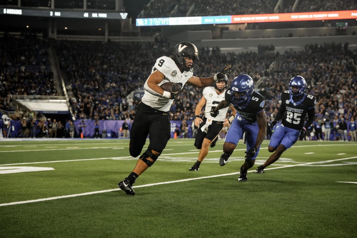 Eli Stowers runs with the ball, as photographed on Oct. 12, 2024. (Vanderbilt Athletics)