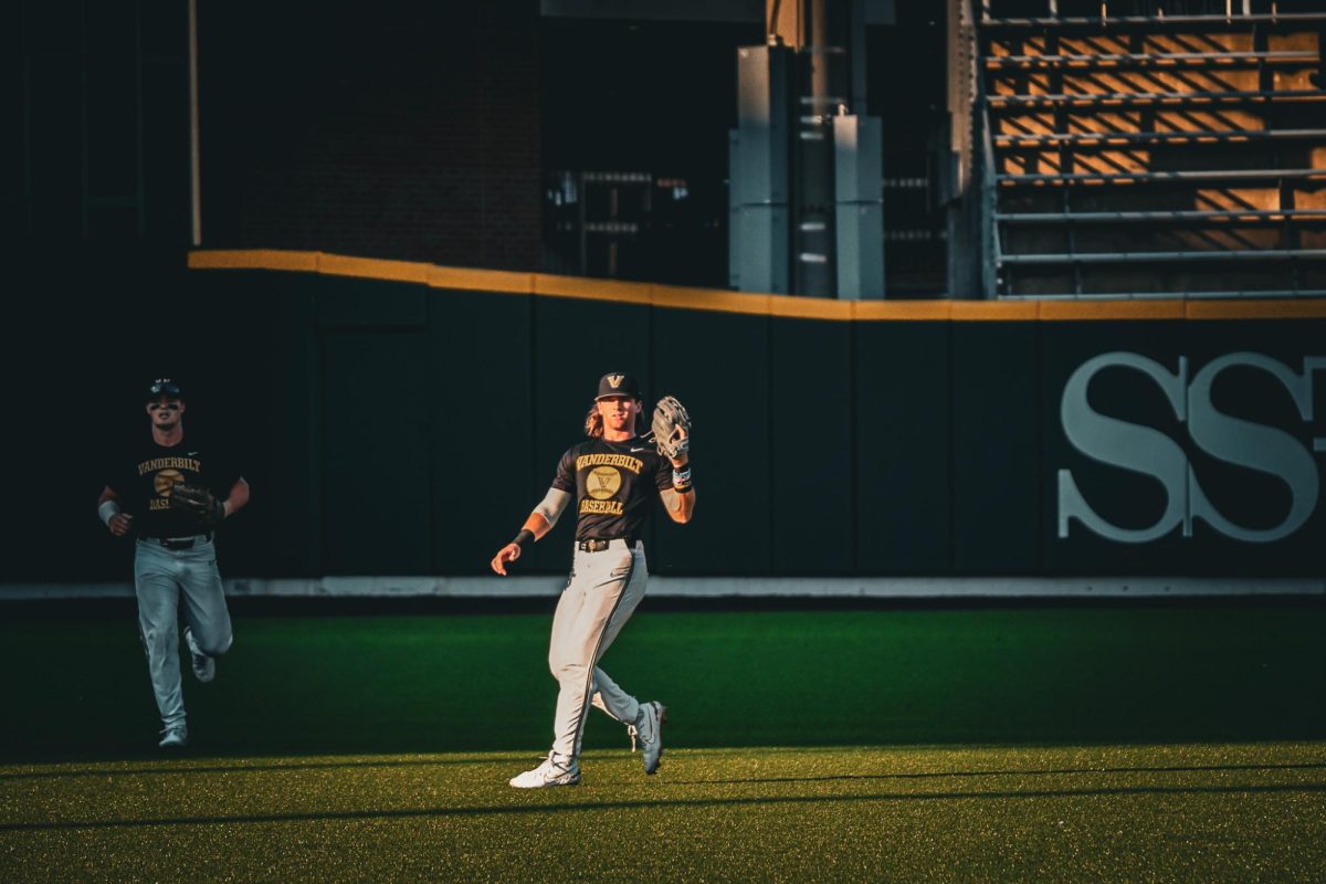 Jonathan Vastine catches the ball in Vanderbilt's exhibition game against Tennessee State, as photographed on Oct. 4, 2024. (Hustler Multimedia/Alondra Moya)