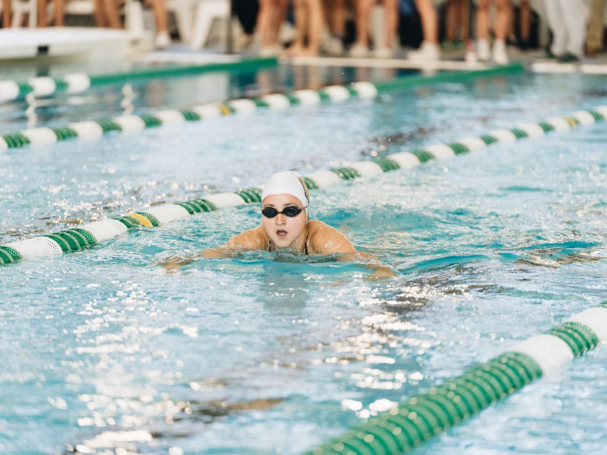 Kailia Utley swims breastroke against Tulane, as photographed on Sept. 27, 2024. (Vanderbilt Athletics)