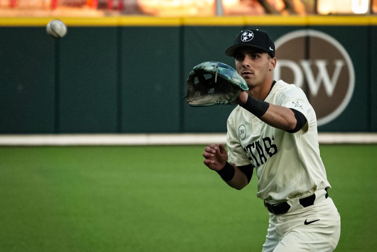 Vanderbilt's Mike Mancini reaches to catch a ball, as photographed on Oct. 18, 2024. (Hustler Multimedia/ Michael Tung)