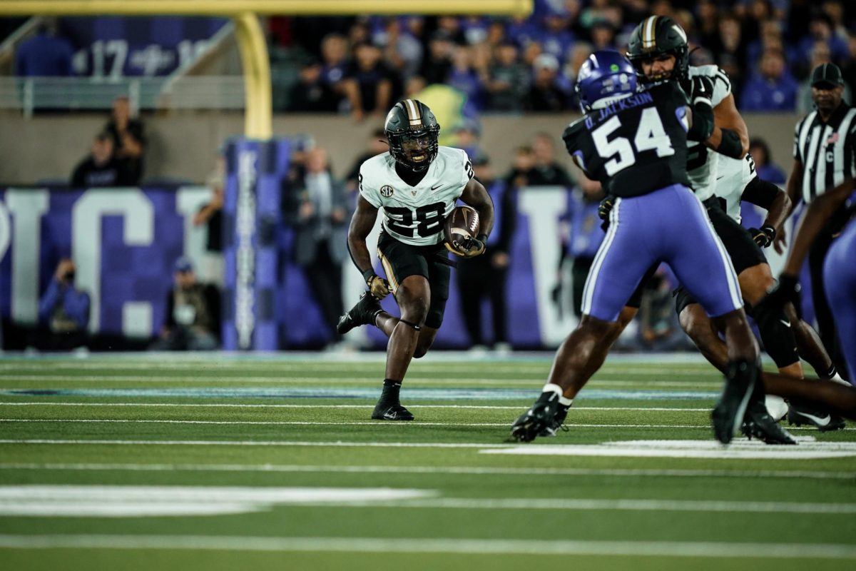 Sedrick Alexander finds a crease in Kentucky's run defense, as photographed on Oct. 12, 2024. (Vanderbilt Athletics)