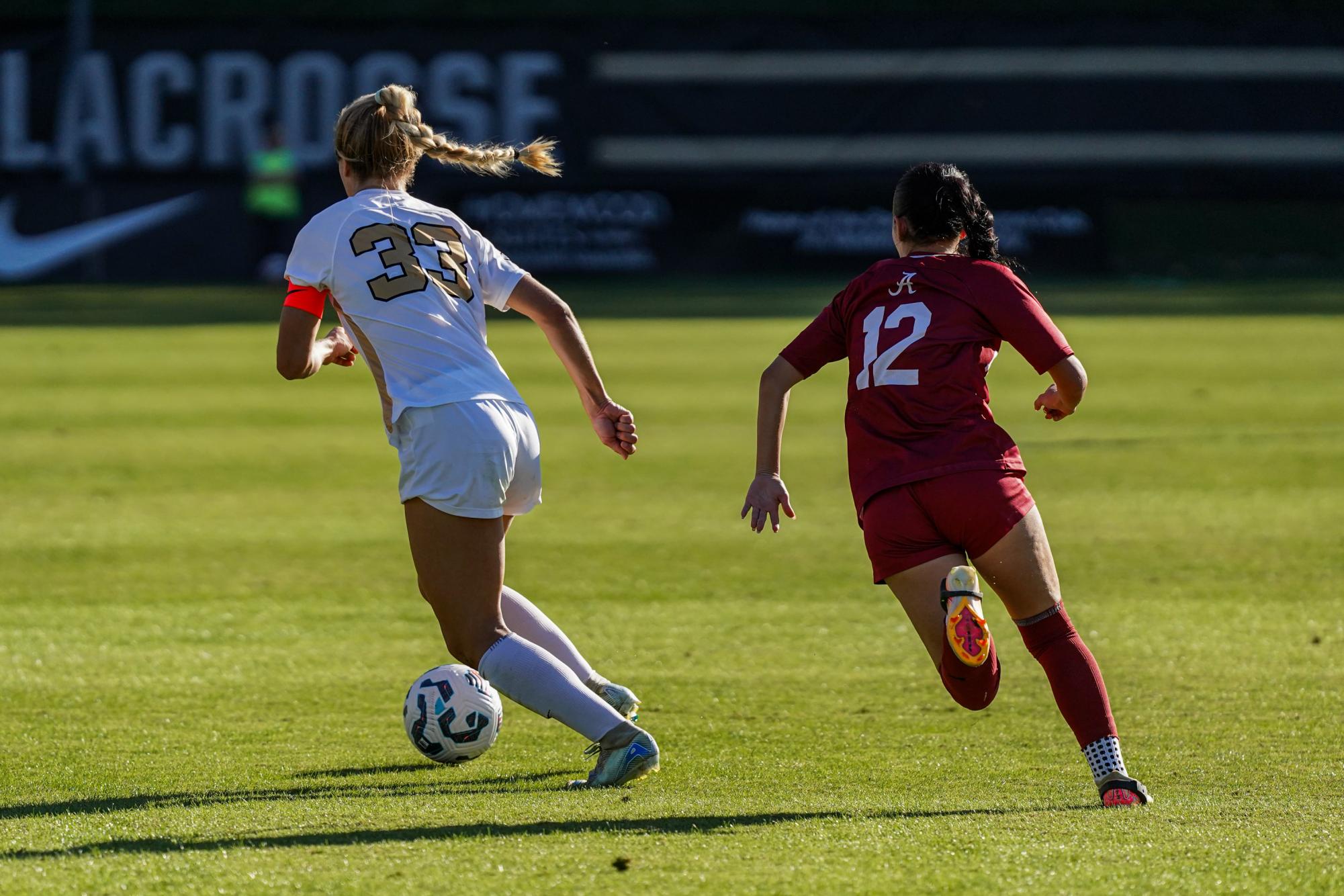 Soccer Vanderbilt advances with a 41 victory against The