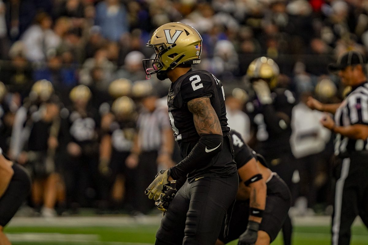 Randon Fontenette lines up pre-snap against South Carolina, as photographed on Nov. 9, 2024. (Hustler Multimedia/Miguel Beristain)